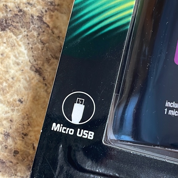 Duracell Hi-Performance Micro USB Car Charger. Dual Ports. 3.1 Amp. 6ft … - Picture 3 of 7